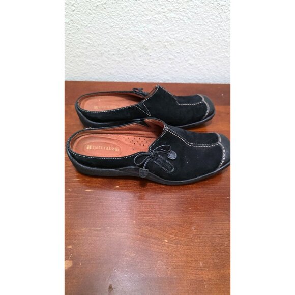 Naturalizer Black Suede Slip-On Mules With Leather Accents & Stitching Size 8 - Picture 3 of 9